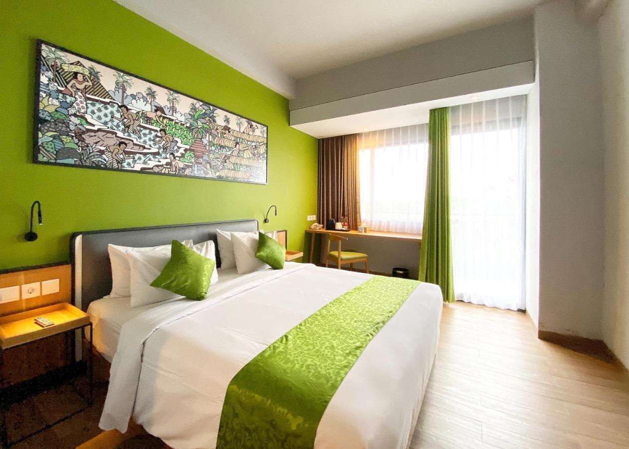 Rv Hotel Gianyar Gianyar  Exterior photo